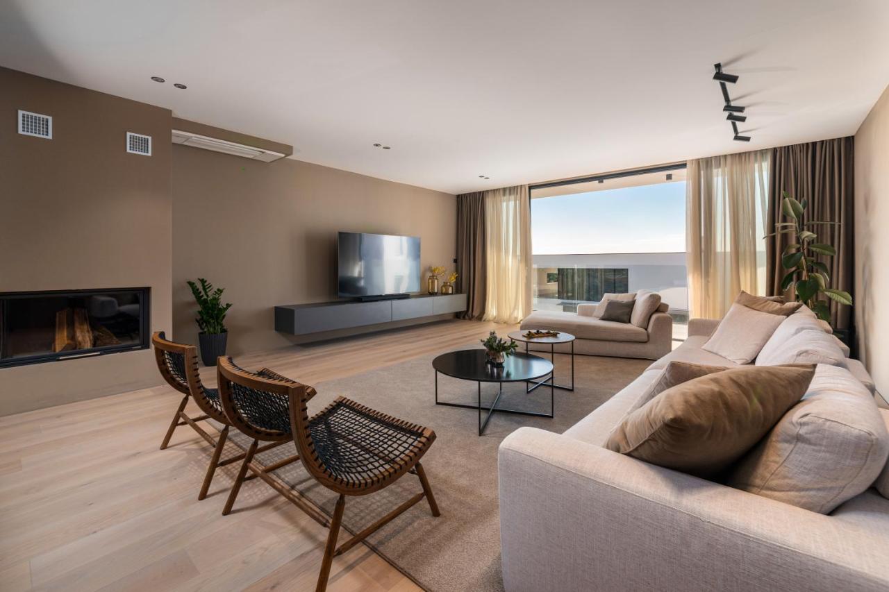 PUY Luxury Villa Aruna מראה חיצוני תמונה