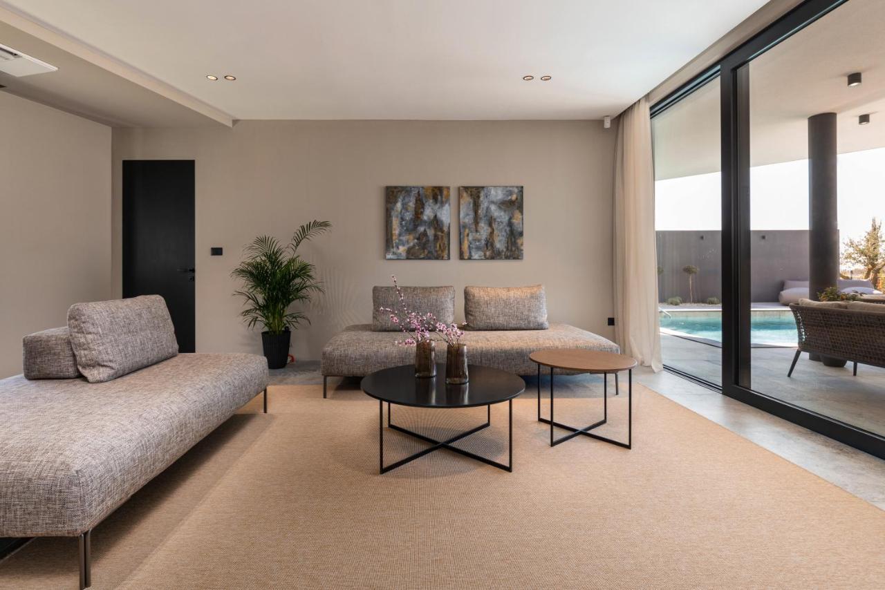 PUY Luxury Villa Aruna מראה חיצוני תמונה