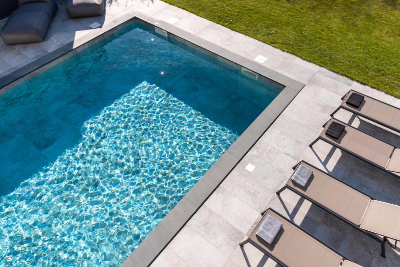 PUY Luxury Villa Aruna מראה חיצוני תמונה
